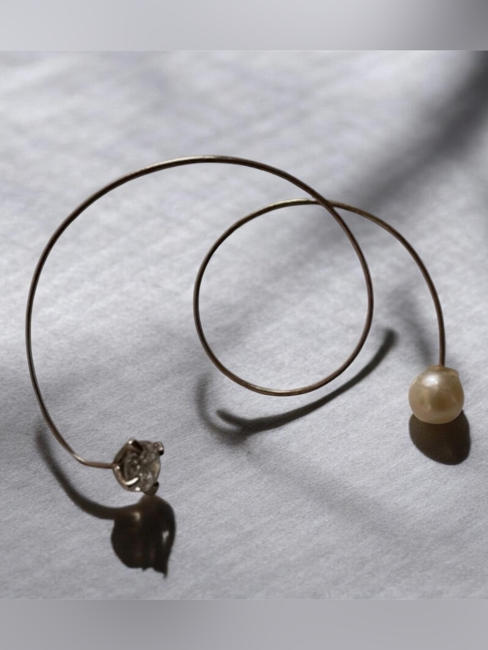 E.M. twisted pearl single earring
